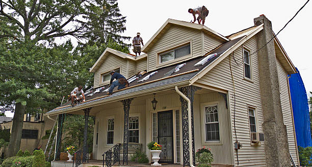 Best Tile Roofing Contractor  in Los Molinos, CA